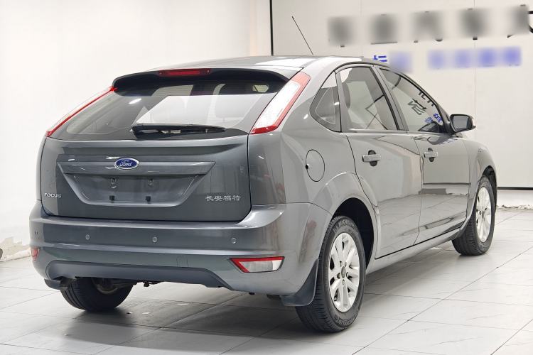 Used Ford Focus 2013 Hatchback Classic 1.8L Manual Base Model Exterior 4