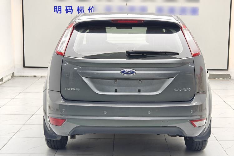 Used Ford Focus 2013 Hatchback Classic 1.8L Manual Base Model Exterior 7