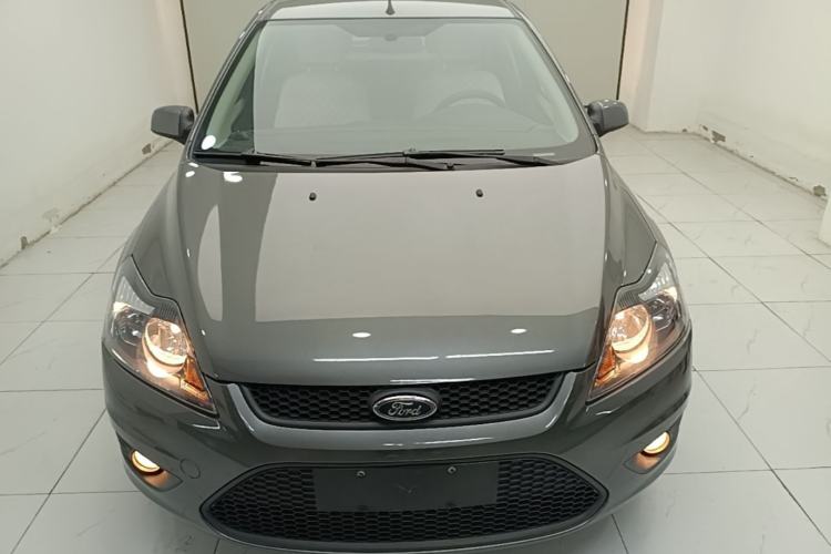 Used Ford Focus 2013 Hatchback Classic 1.8L Manual Base Model Front