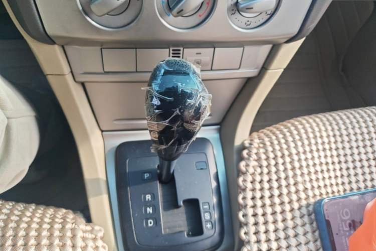 Used Ford Focus 2013 Sedan Classic 1.8L Automatic Base Model Gear Lever
