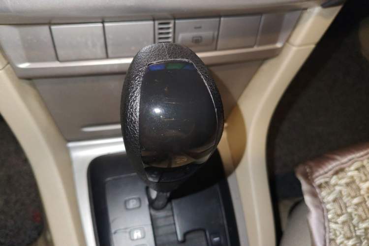 Used Ford Focus 2013 Sedan Classic 1.8L Automatic Base Model Gear Lever