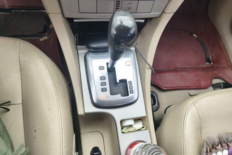 Used Ford Focus 2013 Sedan Classic 1.8L Automatic Millionth Anniversary Edition Gear Lever