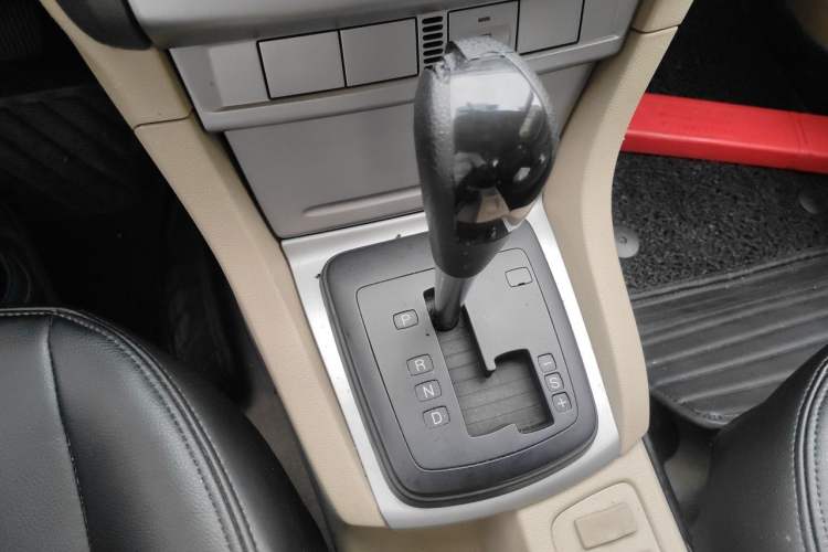 Used Ford Focus 2013 Sedan Classic 1.8L Automatic Base Model Gear Lever