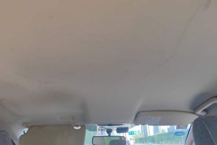Used Ford Focus 2013 Sedan Classic 1.8L Manual Base Model Headliner
