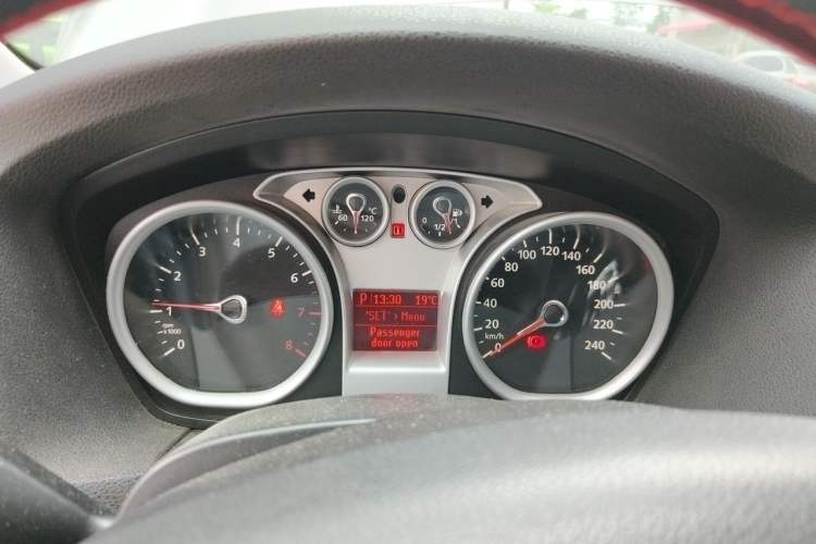 Used Ford Focus 2013 Hatchback Classic 1.8L Automatic Base Model Instrument Cluster