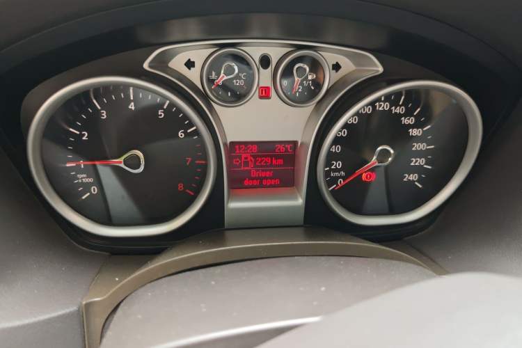 Used Ford Focus 2013 Sedan Classic 1.8L Manual Base Model Instrument Cluster