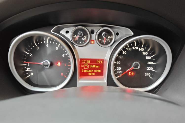 Used Ford Focus 2013 Sedan Classic 1.8L Manual Base Model Instrument Cluster
