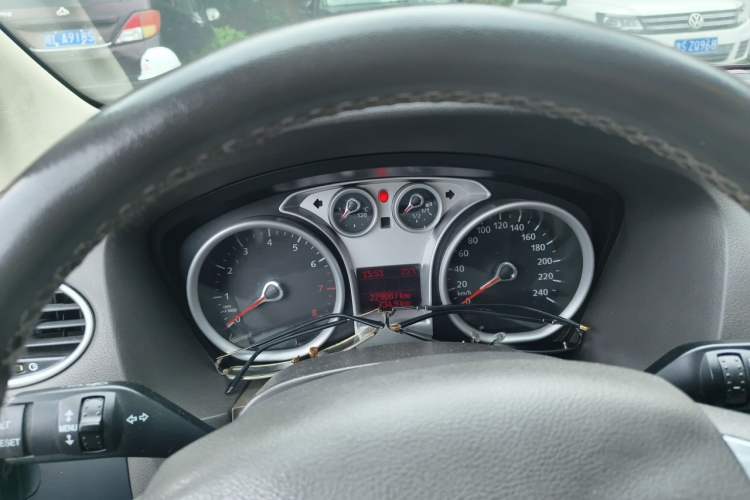 Used Ford Focus 2013 Sedan Classic 1.8L Automatic Millionth Anniversary Edition Instrument Cluster