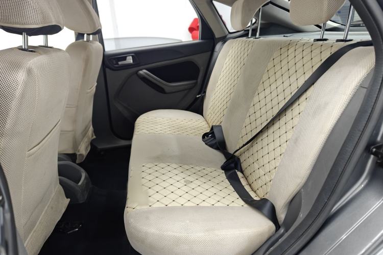 Used Ford Focus 2013 Hatchback Classic 1.8L Manual Base Model Interior 3