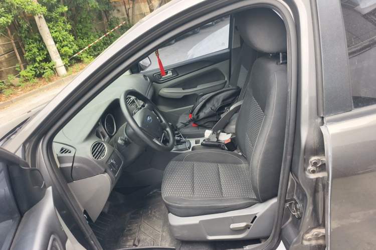 Used Ford Focus 2013 Hatchback Classic 1.8L Automatic Millionth Anniversary Edition Left Front Seat