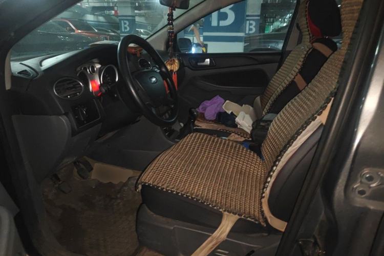 Used Ford Focus 2013 Hatchback Classic 1.8L Manual Base Model Left Front Seat
