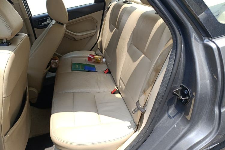 Used Ford Focus 2013 Sedan Classic 1.8L Automatic Fashion Edition Left Rear Seat