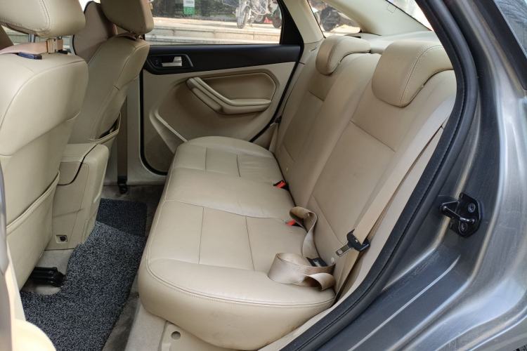 Used Ford Focus 2013 Sedan Classic 1.8L Manual Fashion Edition Left Rear Seat