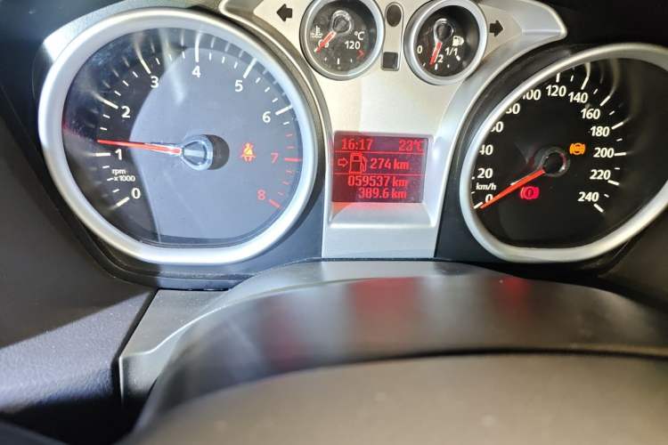 Used Ford Focus 2013 Sedan Classic 1.8L Manual Millionth Anniversary Edition Odometer Close Up