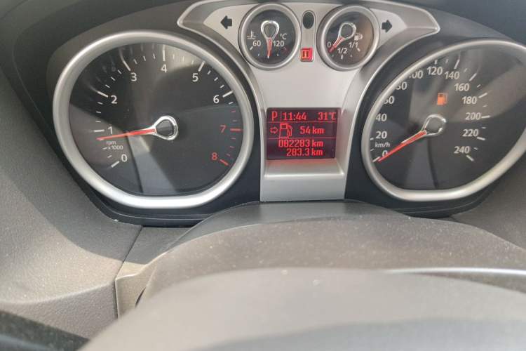 Used Ford Focus 2013 Sedan Classic 1.8L Automatic Base Model Odometer Close Up
