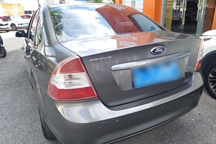 Used Ford Focus 2013 Sedan Classic 1.8L Manual Fashion Edition Rear Left 45 Deg