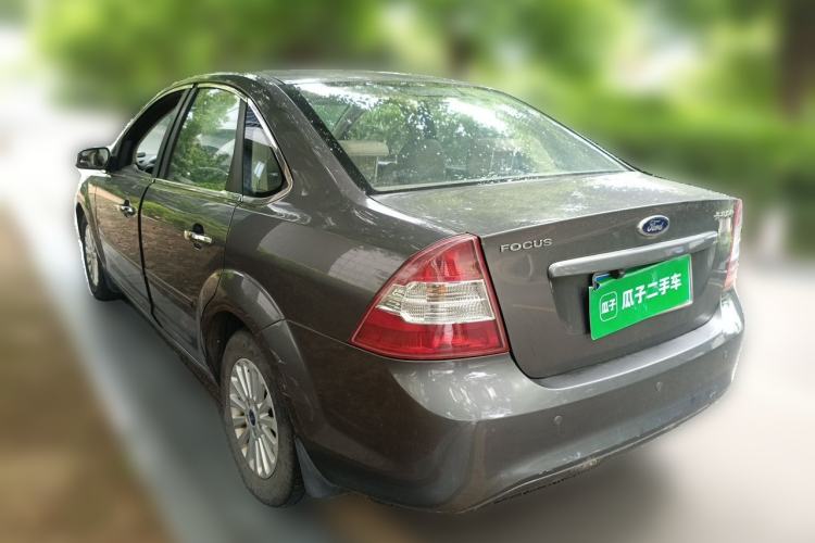 Used Ford Focus 2013 Sedan Classic 1.8L Automatic Fashion Edition Rear Left 45 Deg