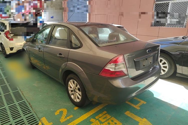 Used Ford Focus 2013 Sedan Classic 1.8L Manual Base Model Rear Left 45 Deg