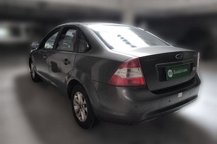 Used Ford Focus 2013 Sedan Classic 1.8L Manual Base Model Rear Left 45 Deg