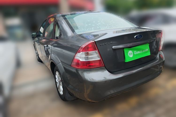 Used Ford Focus 2013 Sedan Classic 1.8L Automatic Base Model Rear Left 45 Deg