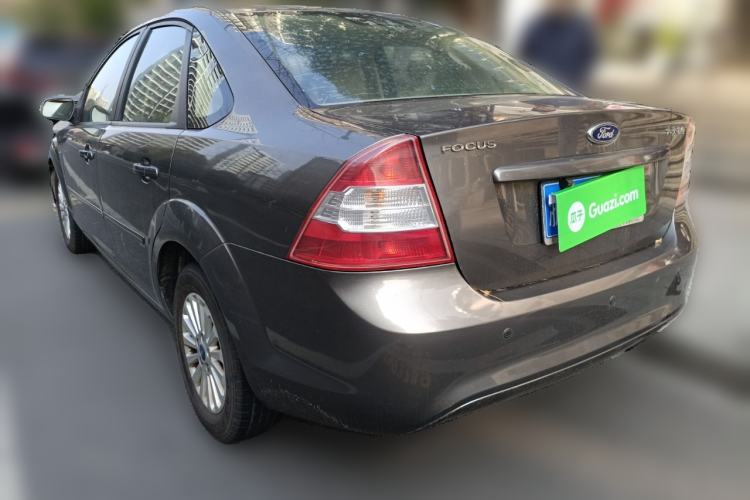 Used Ford Focus 2013 Sedan Classic 1.8L Manual Fashion Edition Rear Left 45 Deg