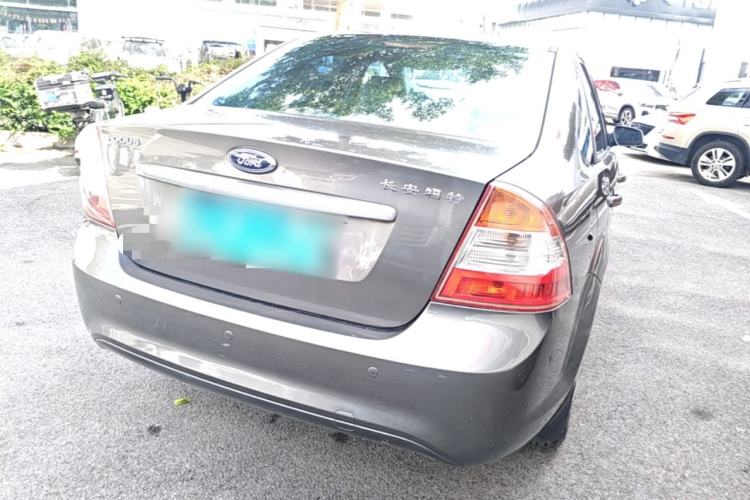 Used Ford Focus 2013 Sedan Classic 1.8L Manual Fashion Edition Rear Right 45 Deg