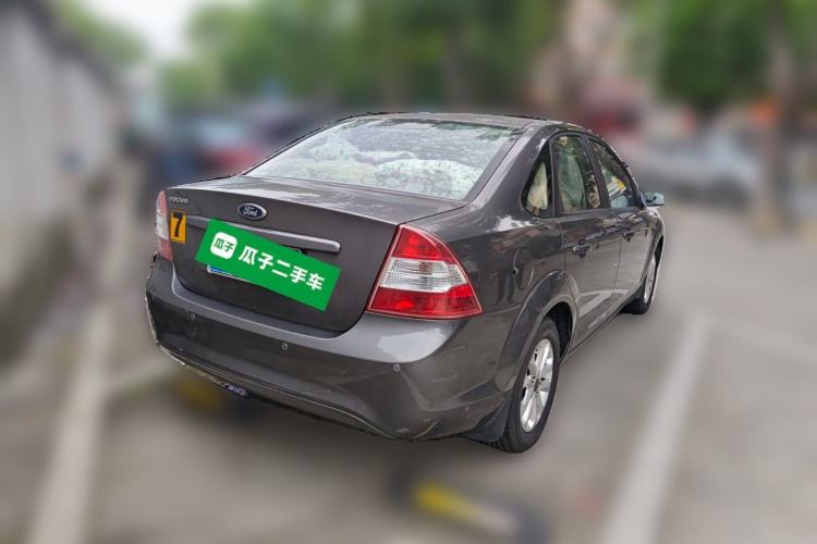 Used Ford Focus 2013 Sedan Classic 1.8L Manual Base Model Rear Right 45 Deg