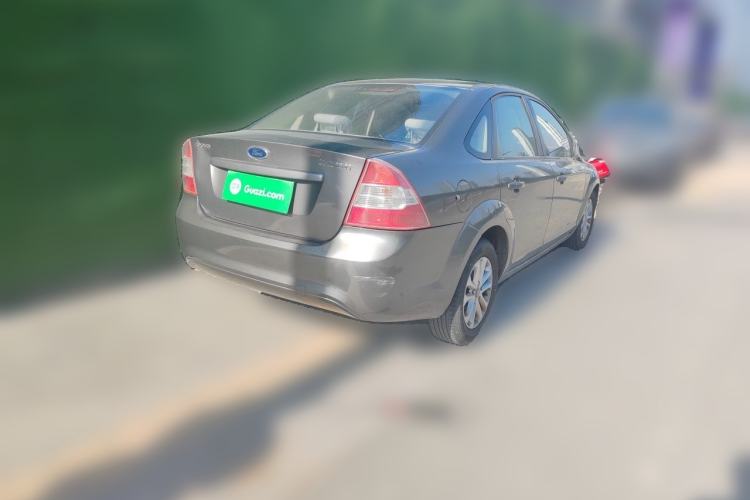Used Ford Focus 2013 Sedan Classic 1.8L Manual Base Model Rear Right 45 Deg