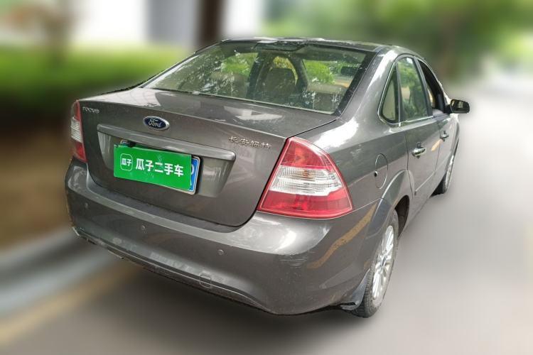Used Ford Focus 2013 Sedan Classic 1.8L Automatic Fashion Edition Rear Right 45 Deg