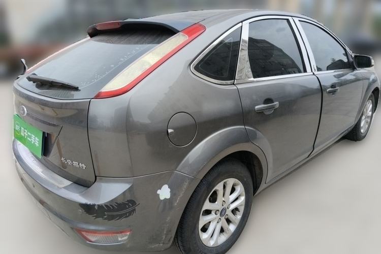Used Ford Focus 2013 Hatchback Classic 1.8L Automatic Base Model Rear Right 45 Deg