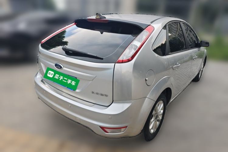 Used Ford Focus 2013 Hatchback Classic 1.8L Manual Base Model Rear Right 45 Deg