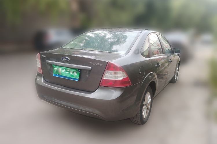 Used Ford Focus 2013 Sedan Classic 1.8L Automatic Base Model Rear Right 45 Deg