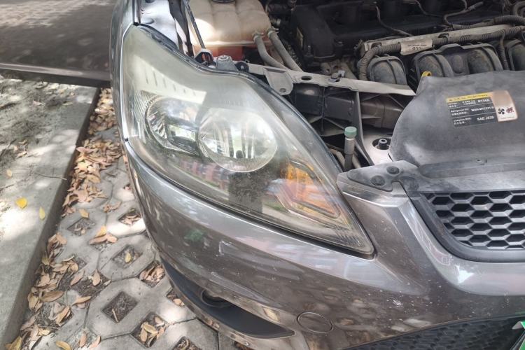 Used Ford Focus 2013 Hatchback Classic 1.8L Automatic Base Model Right Front Headlight