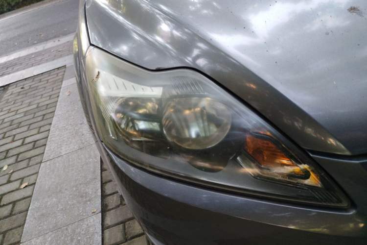 Used Ford Focus 2013 Hatchback Classic 1.8L Automatic Base Model Right Front Headlight