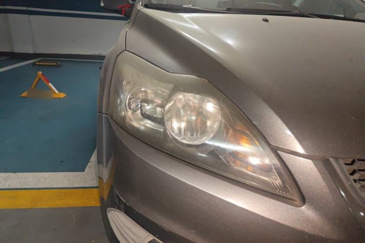 Used Ford Focus 2013 Hatchback Classic 1.8L Manual Base Model Right Front Headlight