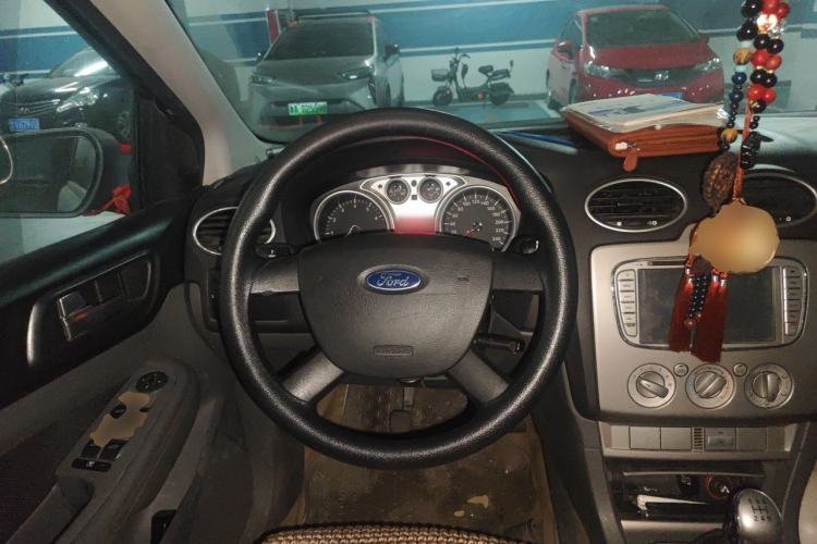Used Ford Focus 2013 Hatchback Classic 1.8L Manual Base Model Steering Wheel