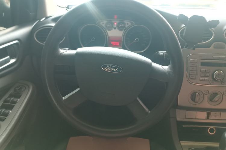 Used Ford Focus 2013 Hatchback Classic 1.8L Manual Base Model Steering Wheel