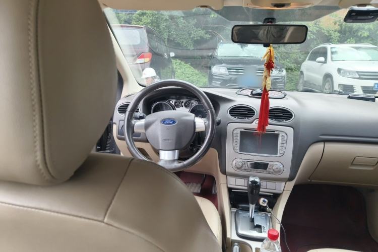 Used Ford Focus 2013 Sedan Classic 1.8L Automatic Millionth Anniversary Edition Steering Wheel