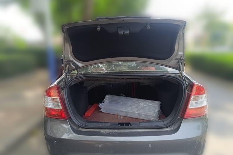 Used Ford Focus 2013 Sedan Classic 1.8L Automatic Base Model Trunk