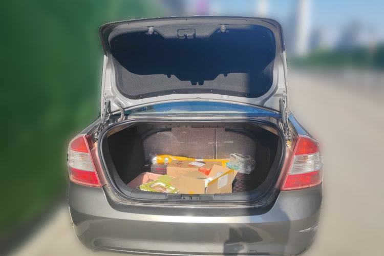 Used Ford Focus 2013 Sedan Classic 1.8L Manual Base Model Trunk