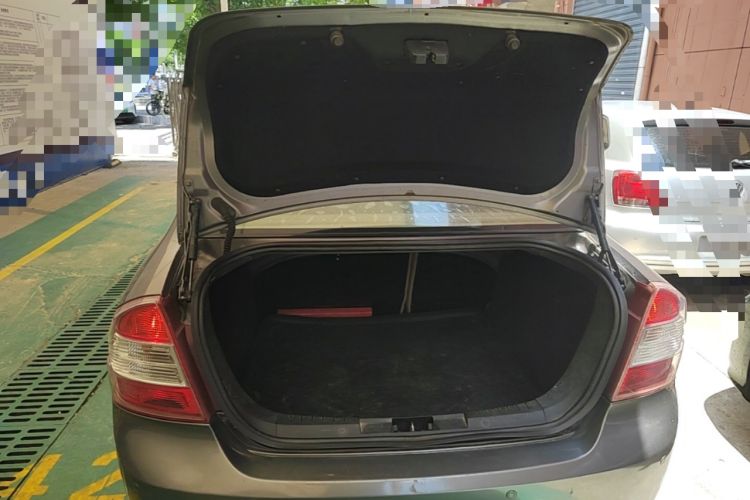 Used Ford Focus 2013 Sedan Classic 1.8L Manual Base Model Trunk