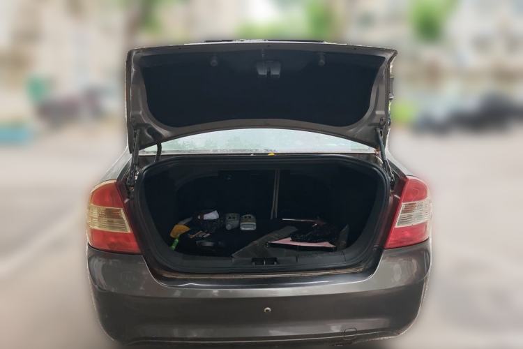 Used Ford Focus 2013 Sedan Classic 1.8L Manual Base Model Trunk