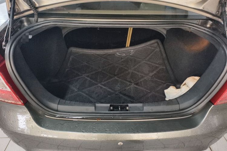 Used Ford Focus 2013 Sedan Classic 1.8L Automatic Base Model Trunk