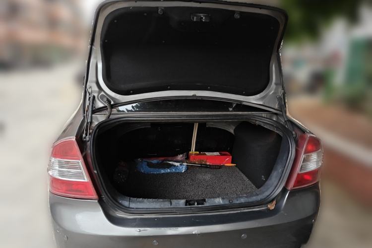Used Ford Focus 2013 Sedan Classic 1.8L Manual Base Model Trunk