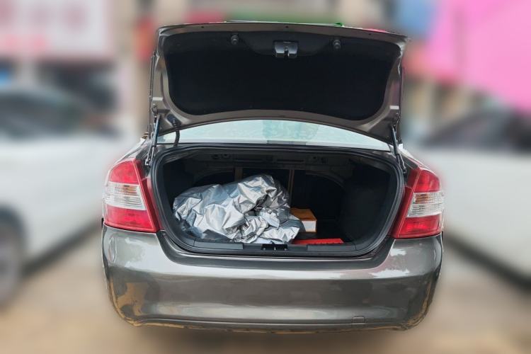Used Ford Focus 2013 Sedan Classic 1.8L Automatic Base Model Trunk