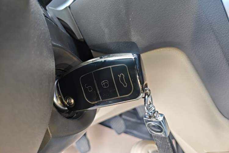 Used Ford Focus 2013 Sedan Classic 1.8L Manual Fashion Edition Vehicle Key