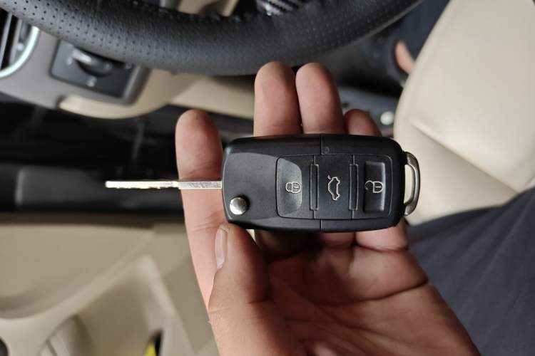 Used Ford Focus 2013 Sedan Classic 1.8L Manual Base Model Vehicle Key