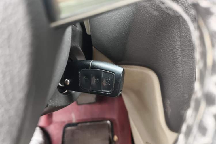 Used Ford Focus 2013 Sedan Classic 1.8L Automatic Millionth Anniversary Edition Vehicle Key