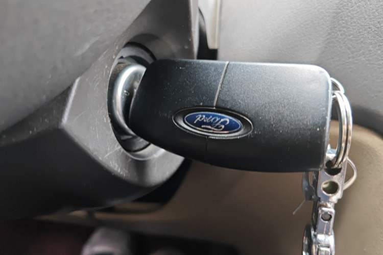 Used Ford Focus 2013 Sedan Classic 1.8L Manual Base Model Vehicle Key