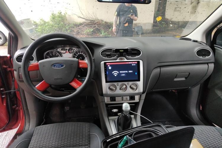 Used Ford Focus 2013 Hatchback Classic 1.8L Manual Fashion Edition Center Console